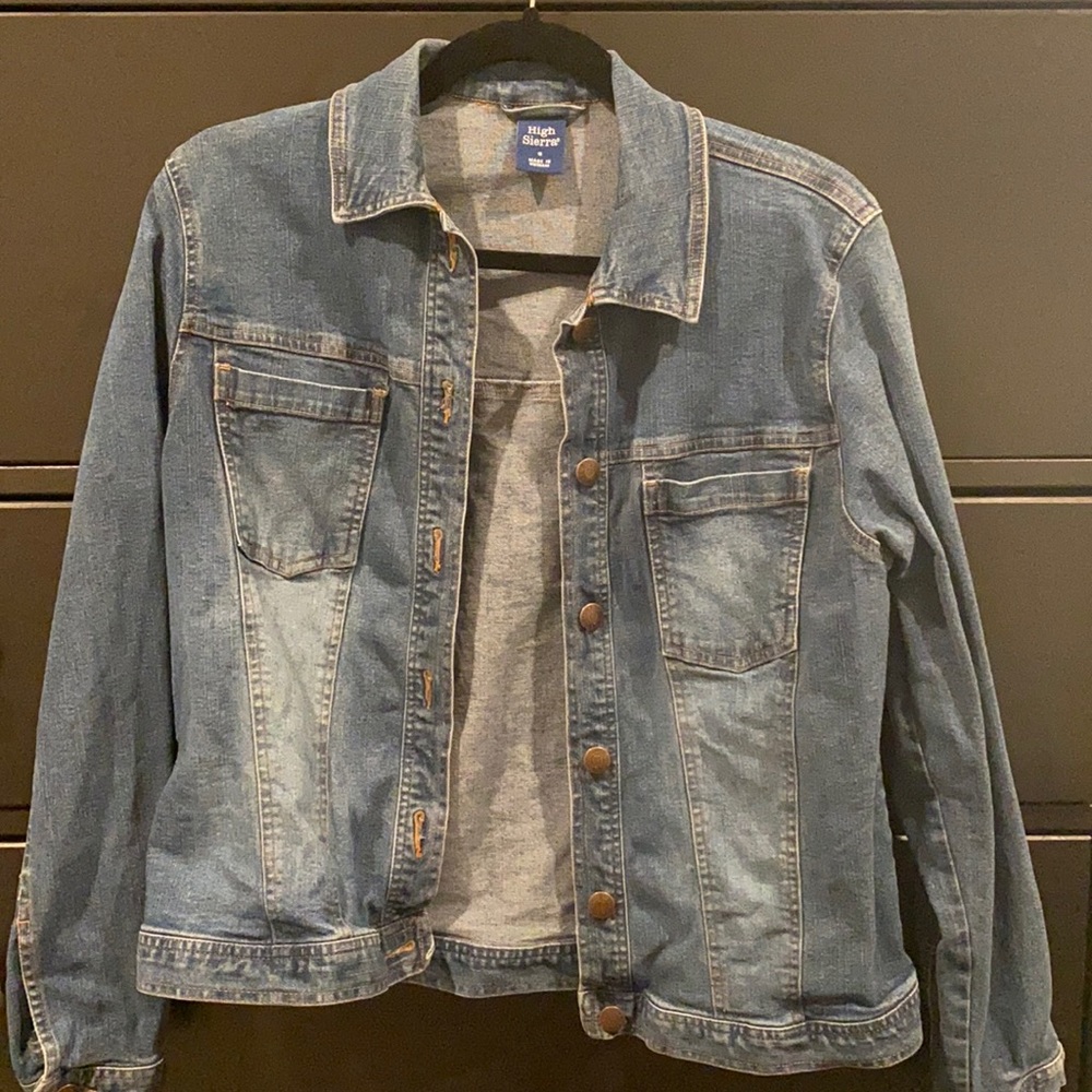 Dark wash Jean jacket